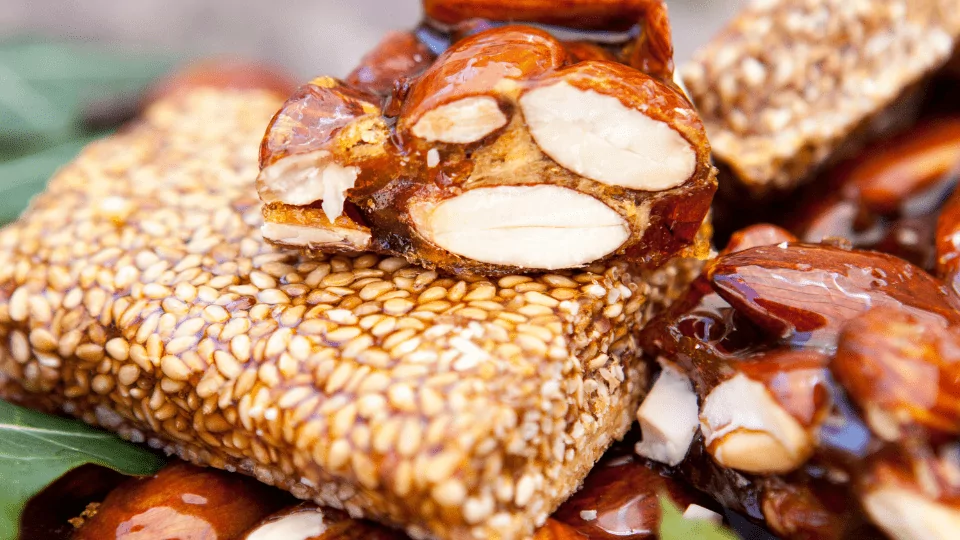 Giuggiulena (Cubbàita) – Sicilian sesame nougat